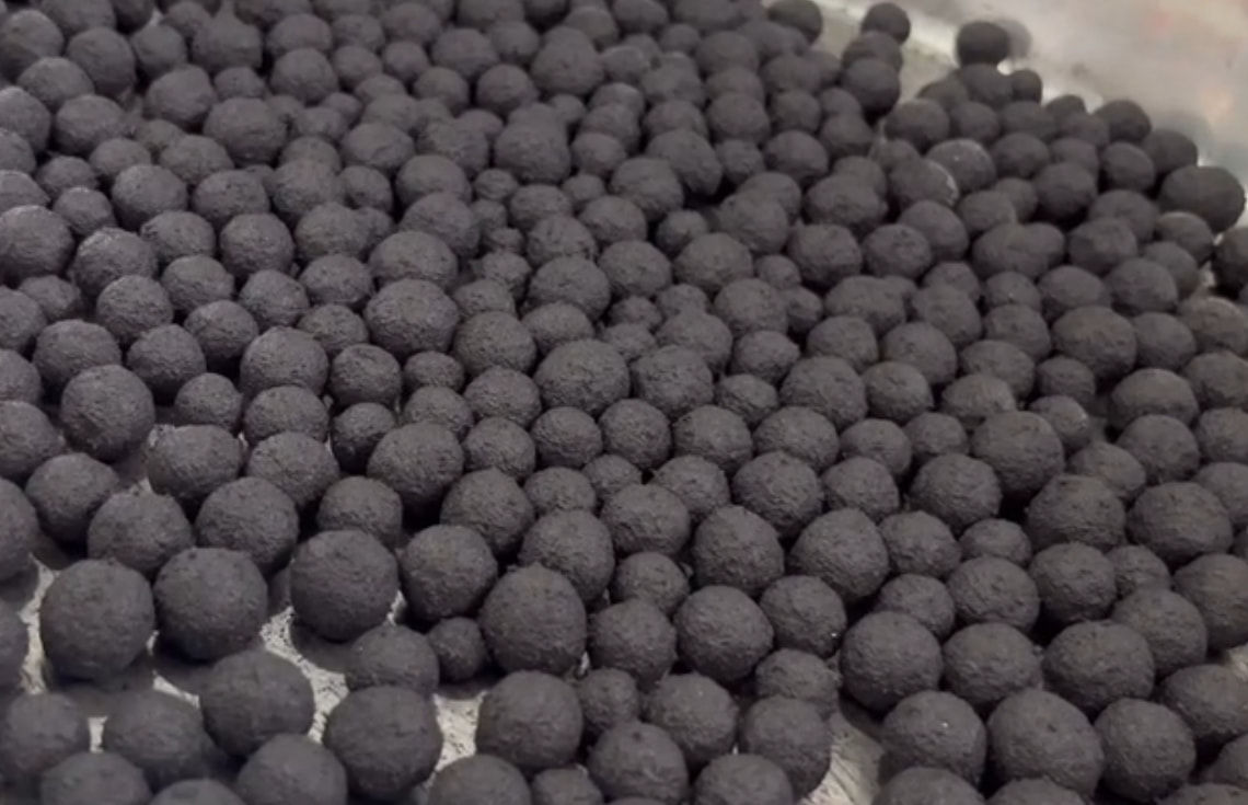 ʹ�����ſ��л�ճ����Ը�����������Ч���к�Ӱ������������������